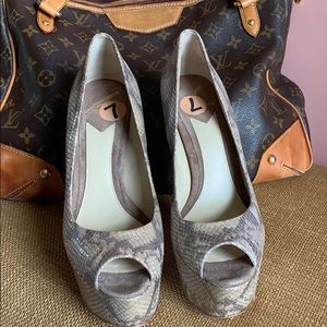 Brian Atwood Platform peep toe pump